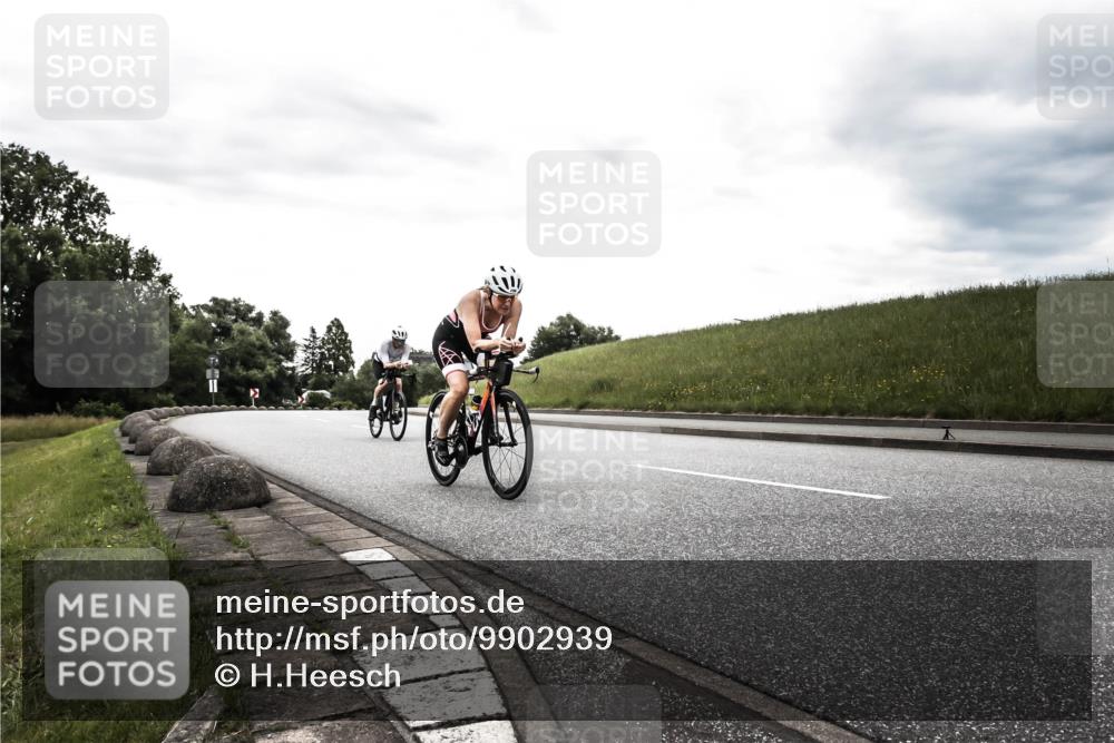 21.06.2026 - 29. Vierlanden-Triathlon H.Heesch http://msf.ph/oto/9902939 21.06.2026 09:58:34 Radfahren 62, 298 meine-sportfotos.de