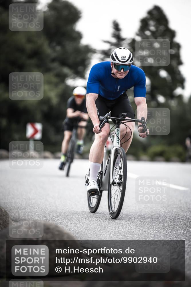 21.06.2026 - 29. Vierlanden-Triathlon H.Heesch http://msf.ph/oto/9902940 21.06.2026 10:04:57 Radfahren 130, 174, 292, 308, 332, 352 meine-sportfotos.de