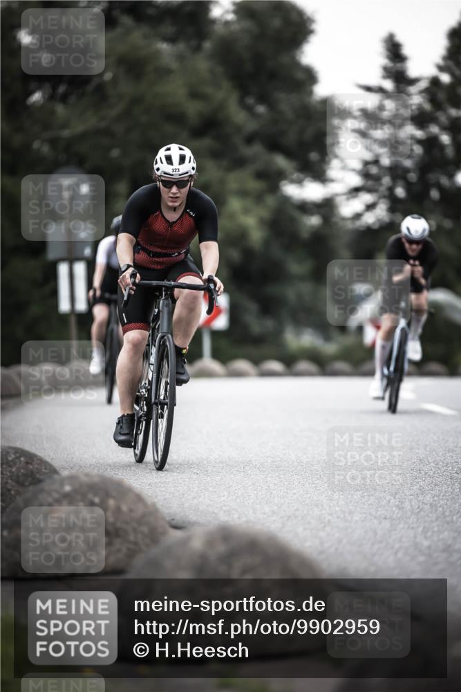 21.06.2026 - 29. Vierlanden-Triathlon H.Heesch http://msf.ph/oto/9902959 21.06.2026 10:05:07 Radfahren 130, 264, 275, 308, 323, 326 meine-sportfotos.de