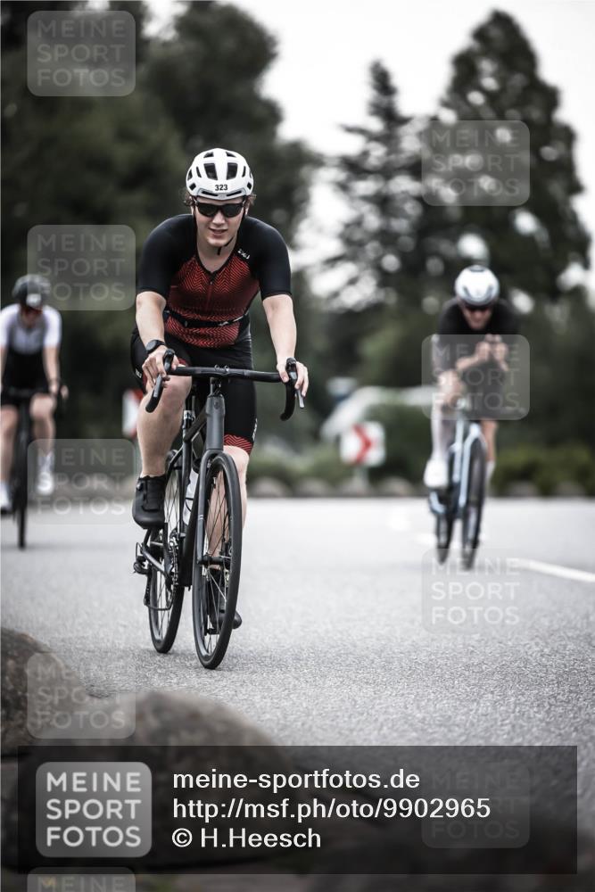 21.06.2026 - 29. Vierlanden-Triathlon H.Heesch http://msf.ph/oto/9902965 21.06.2026 10:05:08 Radfahren 130, 264, 275, 323, 326 meine-sportfotos.de