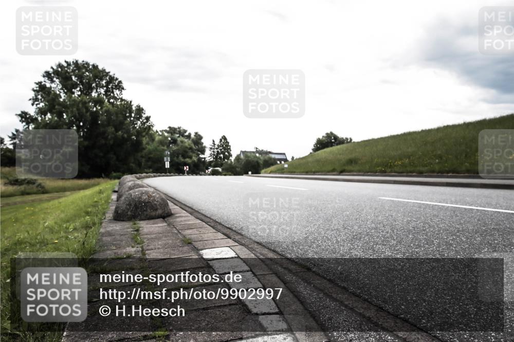 21.06.2026 - 29. Vierlanden-Triathlon H.Heesch http://msf.ph/oto/9902997 21.06.2026 10:00:19 Radfahren 2, 225, 230 meine-sportfotos.de