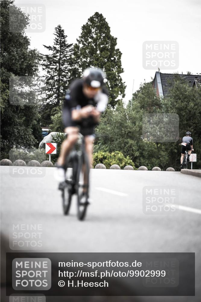 21.06.2026 - 29. Vierlanden-Triathlon H.Heesch http://msf.ph/oto/9902999 21.06.2026 10:15:15 Radfahren 23, 33, 111 meine-sportfotos.de