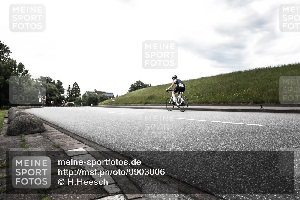 21.06.2026 - 29. Vierlanden-Triathlon H.Heesch http://msf.ph/oto/9903006 21.06.2026 10:01:48 Radfahren 197 meine-sportfotos.de