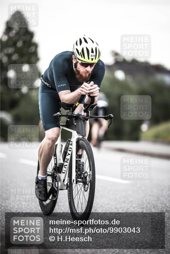 21.06.2026 - 29. Vierlanden-Triathlon H.Heesch http://msf.ph/oto/9903043 21.06.2026 10:15:17 Radfahren 23, 33, 111 meine-sportfotos.de