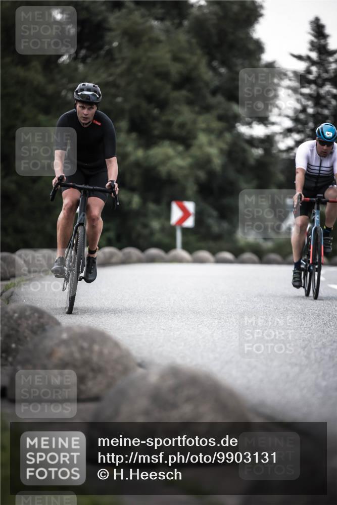 21.06.2026 - 29. Vierlanden-Triathlon H.Heesch http://msf.ph/oto/9903131 21.06.2026 10:07:35 Radfahren 88, 216, 316, 336, 347 meine-sportfotos.de