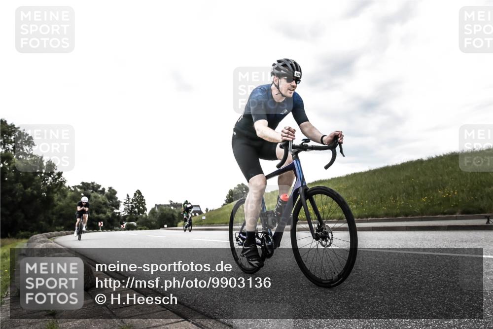 21.06.2026 - 29. Vierlanden-Triathlon H.Heesch http://msf.ph/oto/9903136 21.06.2026 10:04:21 Radfahren 90, 260, 324, 350, 379 meine-sportfotos.de