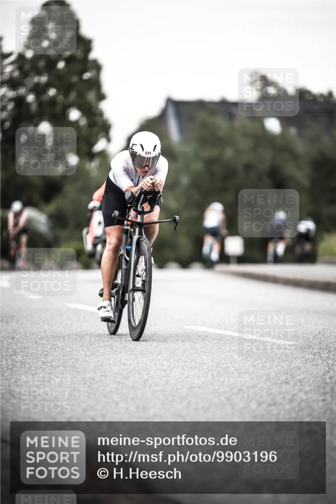 21.06.2026 - 29. Vierlanden-Triathlon H.Heesch http://msf.ph/oto/9903196 21.06.2026 10:15:45 Radfahren 231, 394, 397, 447, 467 meine-sportfotos.de