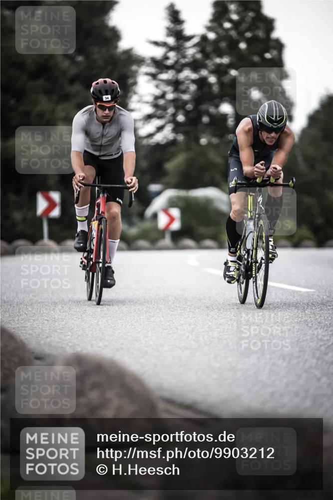 21.06.2026 - 29. Vierlanden-Triathlon H.Heesch http://msf.ph/oto/9903212 21.06.2026 10:08:22 Radfahren 34, 131, 345 meine-sportfotos.de