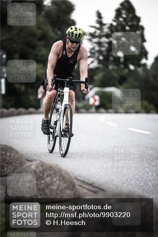 21.06.2026 - 29. Vierlanden-Triathlon H.Heesch http://msf.ph/oto/9903220 21.06.2026 10:08:33 Radfahren 67, 82, 173, 358 meine-sportfotos.de