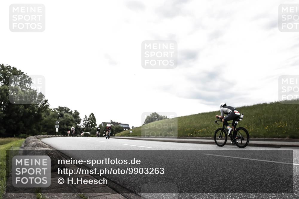 21.06.2026 - 29. Vierlanden-Triathlon H.Heesch http://msf.ph/oto/9903263 21.06.2026 10:06:20 Radfahren 109, 354 meine-sportfotos.de