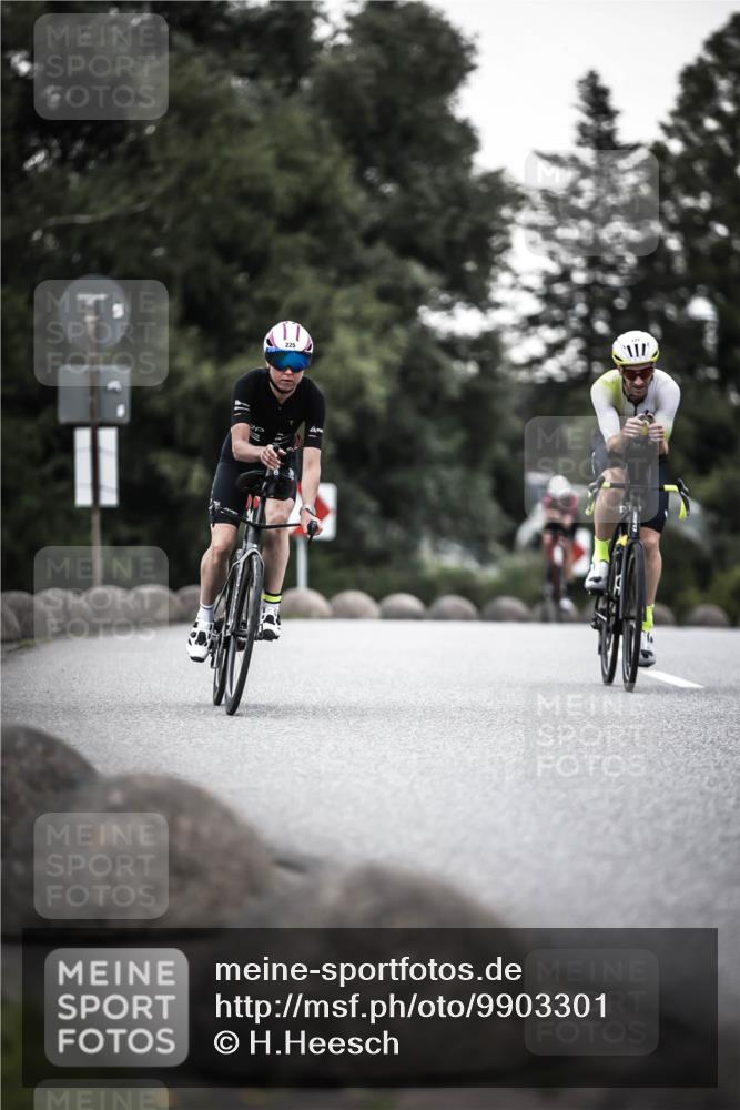 21.06.2026 - 29. Vierlanden-Triathlon H.Heesch http://msf.ph/oto/9903301 21.06.2026 10:09:36 Radfahren 18, 121, 122, 157, 225 meine-sportfotos.de