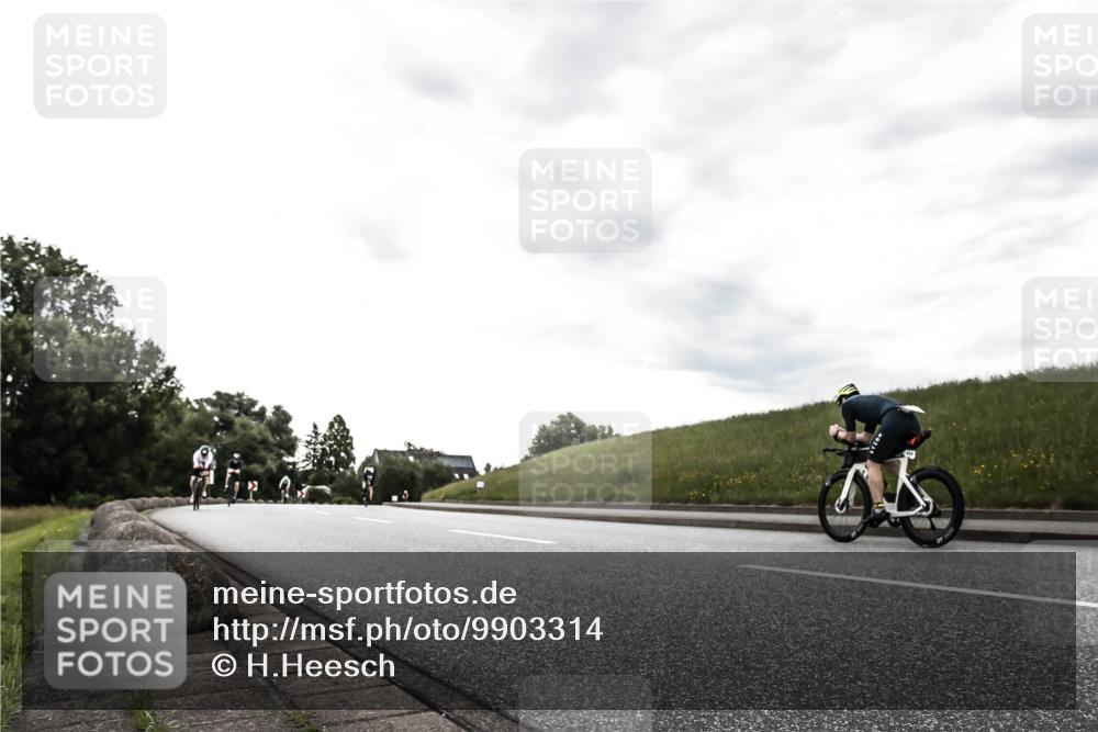 21.06.2026 - 29. Vierlanden-Triathlon H.Heesch http://msf.ph/oto/9903314 21.06.2026 10:07:51 Radfahren 50, 104, 105, 167, 220, 231 meine-sportfotos.de