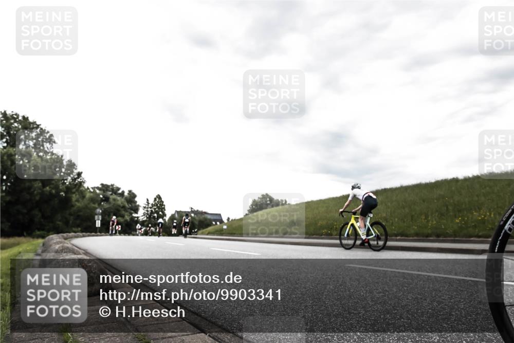 21.06.2026 - 29. Vierlanden-Triathlon H.Heesch http://msf.ph/oto/9903341 21.06.2026 10:07:57 Radfahren 59, 104, 220, 320, 334 meine-sportfotos.de