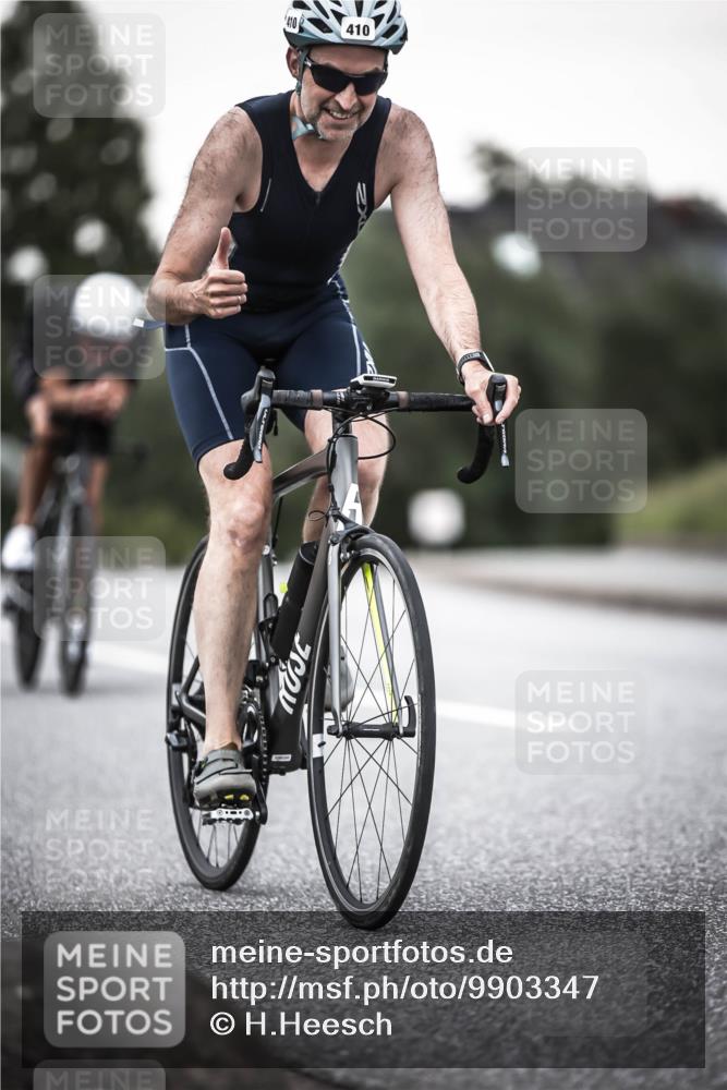 21.06.2026 - 29. Vierlanden-Triathlon H.Heesch http://msf.ph/oto/9903347 21.06.2026 10:15:57 Radfahren 132, 212, 410 meine-sportfotos.de