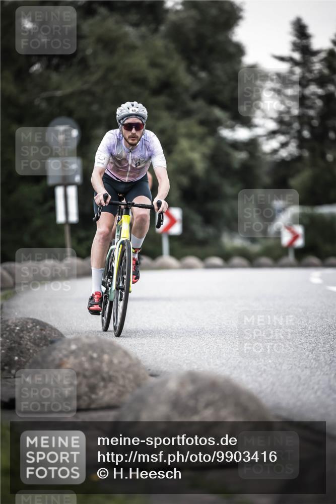 21.06.2026 - 29. Vierlanden-Triathlon H.Heesch http://msf.ph/oto/9903416 21.06.2026 10:16:12 Radfahren 50, 167, 443 meine-sportfotos.de