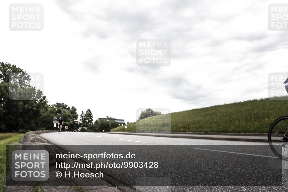 21.06.2026 - 29. Vierlanden-Triathlon H.Heesch http://msf.ph/oto/9903428 21.06.2026 10:09:22 Radfahren 25, 153, 191, 303 meine-sportfotos.de