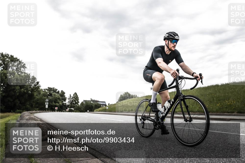 21.06.2026 - 29. Vierlanden-Triathlon H.Heesch http://msf.ph/oto/9903434 21.06.2026 10:09:25 Radfahren 25, 153, 191, 303 meine-sportfotos.de