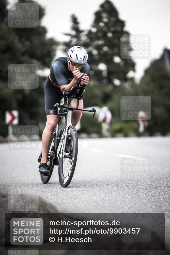 21.06.2026 - 29. Vierlanden-Triathlon H.Heesch http://msf.ph/oto/9903457 21.06.2026 10:16:06 Radfahren 30, 50, 132, 443 meine-sportfotos.de