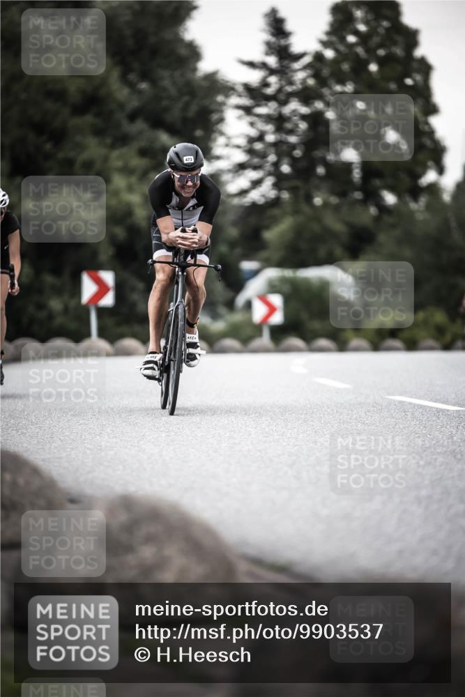 21.06.2026 - 29. Vierlanden-Triathlon H.Heesch http://msf.ph/oto/9903537 21.06.2026 10:16:25 Radfahren 83, 249, 392, 409, 468, 473 meine-sportfotos.de