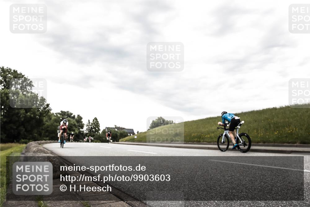 21.06.2026 - 29. Vierlanden-Triathlon H.Heesch http://msf.ph/oto/9903603 21.06.2026 10:13:17 Radfahren 60, 126, 275, 395, 431 meine-sportfotos.de