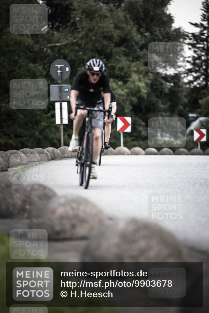 21.06.2026 - 29. Vierlanden-Triathlon H.Heesch http://msf.ph/oto/9903678 21.06.2026 10:17:42 Radfahren 63, 428, 458, 475 meine-sportfotos.de