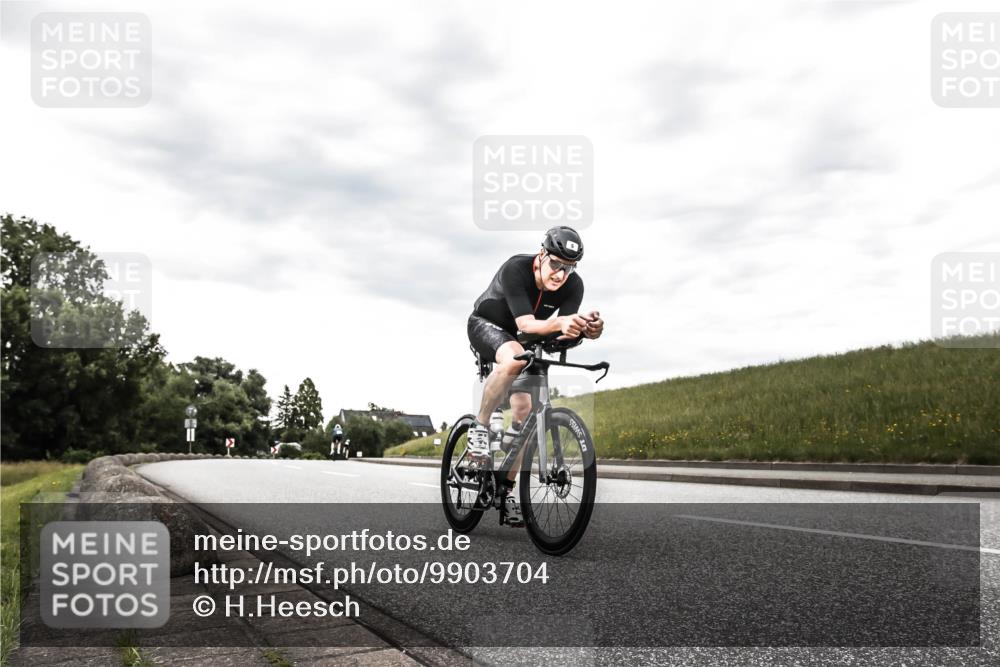21.06.2026 - 29. Vierlanden-Triathlon H.Heesch http://msf.ph/oto/9903704 21.06.2026 10:14:25 Radfahren 5 meine-sportfotos.de