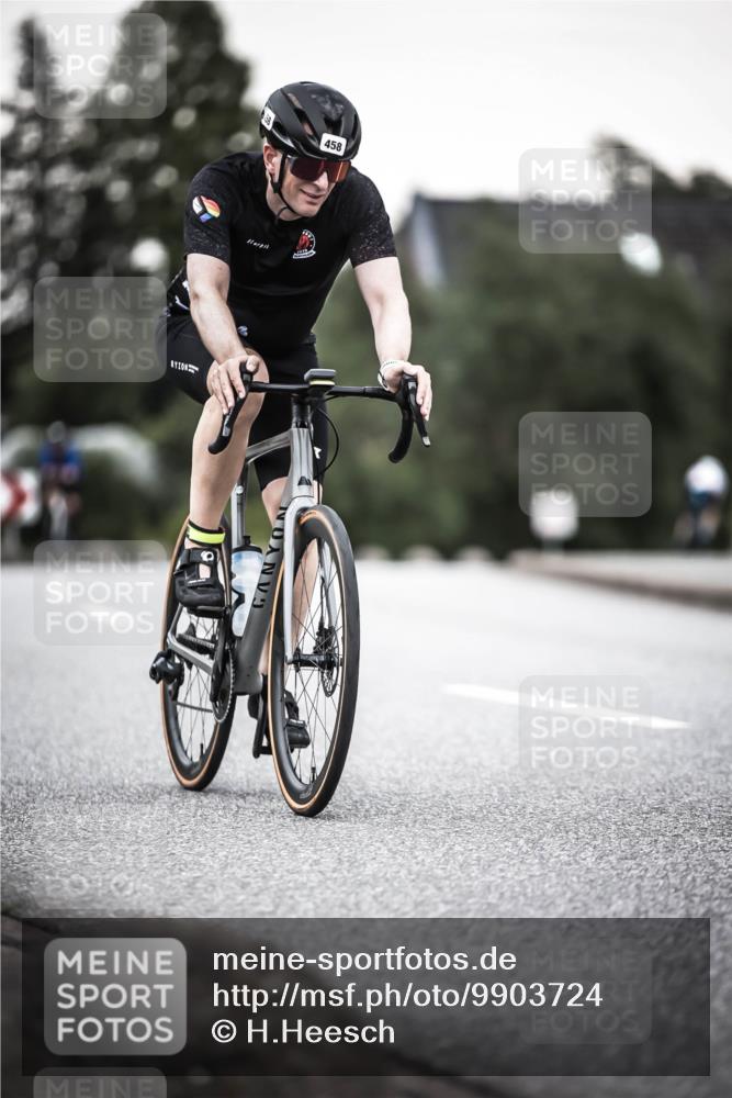 21.06.2026 - 29. Vierlanden-Triathlon H.Heesch http://msf.ph/oto/9903724 21.06.2026 10:17:45 Radfahren 63, 428, 458, 471, 475 meine-sportfotos.de