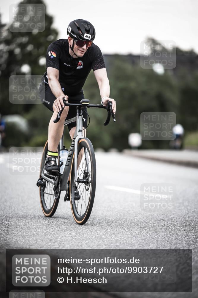 21.06.2026 - 29. Vierlanden-Triathlon H.Heesch http://msf.ph/oto/9903727 21.06.2026 10:17:45 Radfahren 63, 428, 458, 471, 475 meine-sportfotos.de