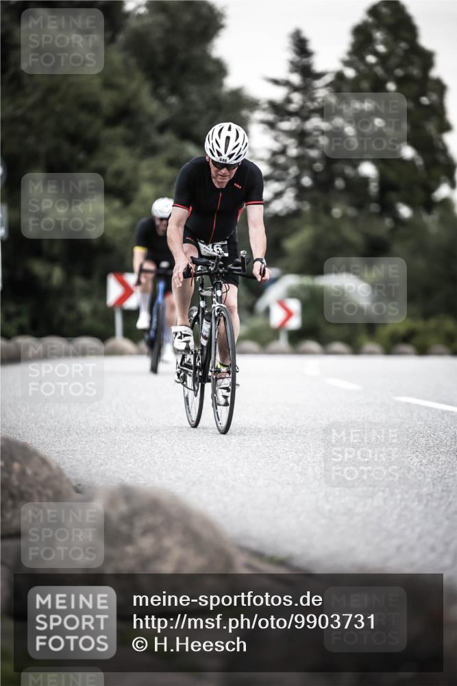 21.06.2026 - 29. Vierlanden-Triathlon H.Heesch http://msf.ph/oto/9903731 21.06.2026 10:18:35 Radfahren 121, 442, 446 meine-sportfotos.de