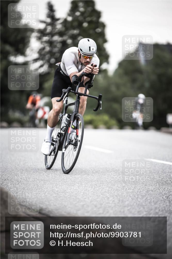 21.06.2026 - 29. Vierlanden-Triathlon H.Heesch http://msf.ph/oto/9903781 21.06.2026 10:18:56 Radfahren 81, 164, 283 meine-sportfotos.de