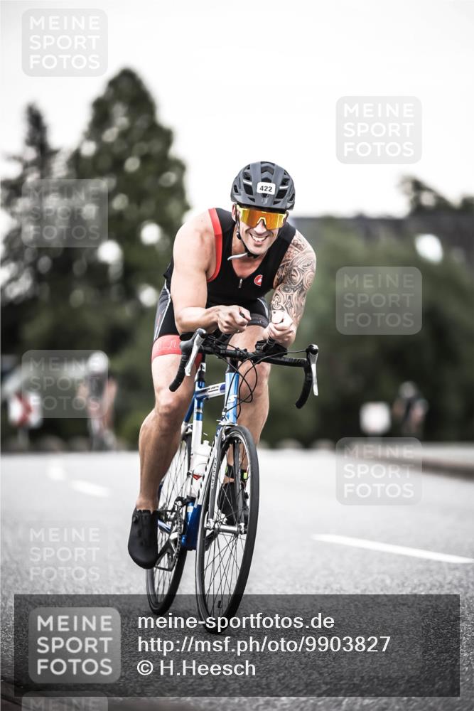 21.06.2026 - 29. Vierlanden-Triathlon H.Heesch http://msf.ph/oto/9903827 21.06.2026 10:17:58 Radfahren 3, 64, 422, 444, 474, 477 meine-sportfotos.de
