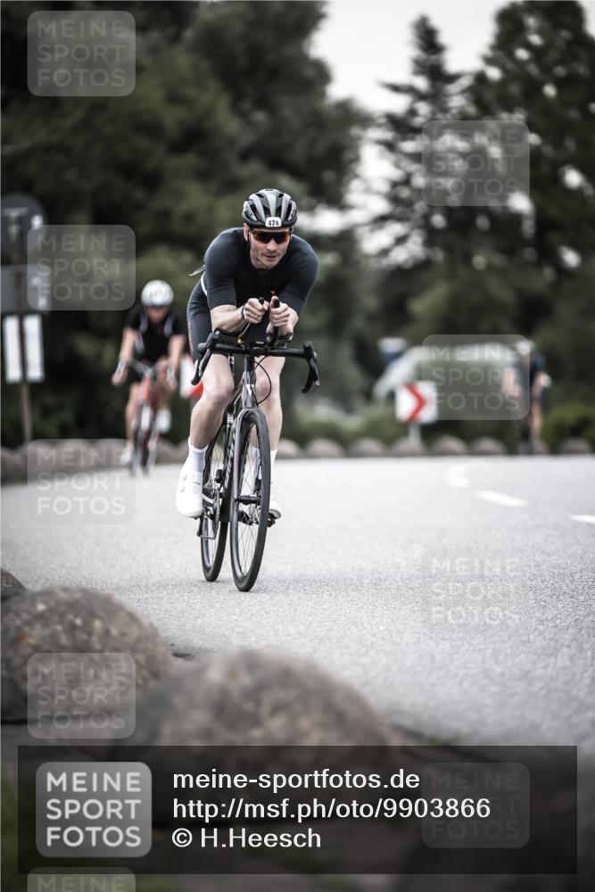 21.06.2026 - 29. Vierlanden-Triathlon H.Heesch http://msf.ph/oto/9903866 21.06.2026 10:18:01 Radfahren 64, 191, 422, 439, 444, 474, 477 meine-sportfotos.de
