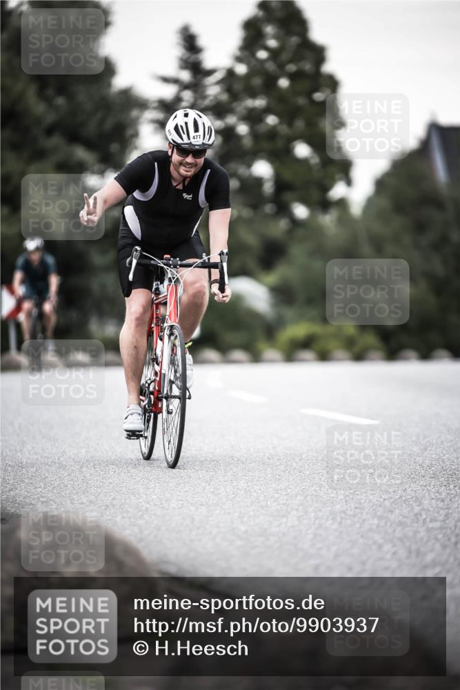 21.06.2026 - 29. Vierlanden-Triathlon H.Heesch http://msf.ph/oto/9903937 21.06.2026 10:18:04 Radfahren 64, 191, 439, 474, 477 meine-sportfotos.de