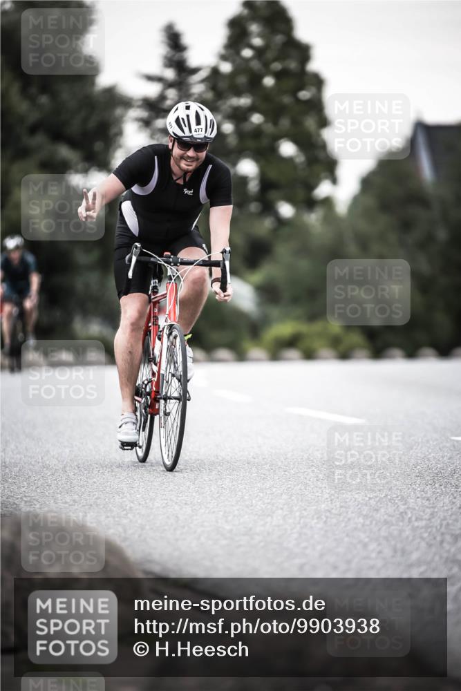 21.06.2026 - 29. Vierlanden-Triathlon H.Heesch http://msf.ph/oto/9903938 21.06.2026 10:18:04 Radfahren 64, 191, 439, 474, 477 meine-sportfotos.de