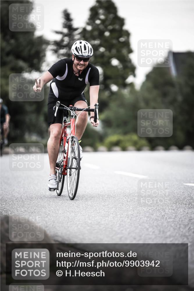 21.06.2026 - 29. Vierlanden-Triathlon H.Heesch http://msf.ph/oto/9903942 21.06.2026 10:18:04 Radfahren 64, 191, 439, 474, 477 meine-sportfotos.de