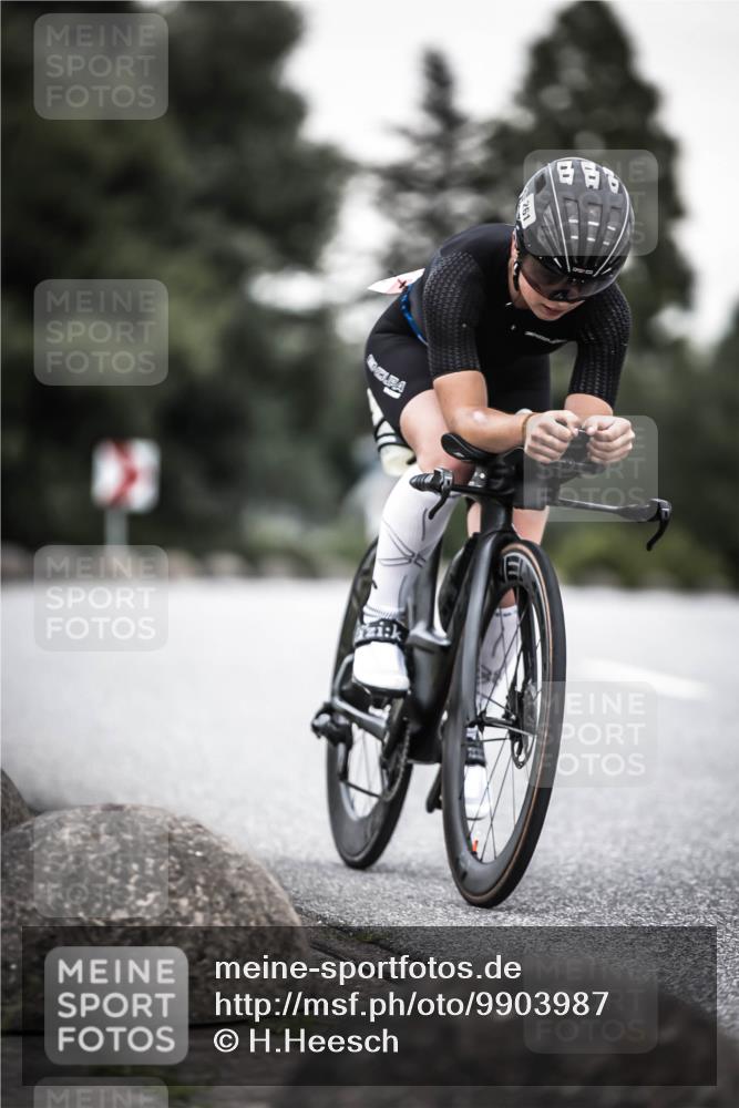 21.06.2026 - 29. Vierlanden-Triathlon H.Heesch http://msf.ph/oto/9903987 21.06.2026 10:19:12 Radfahren 24, 45, 247, 261, 418 meine-sportfotos.de