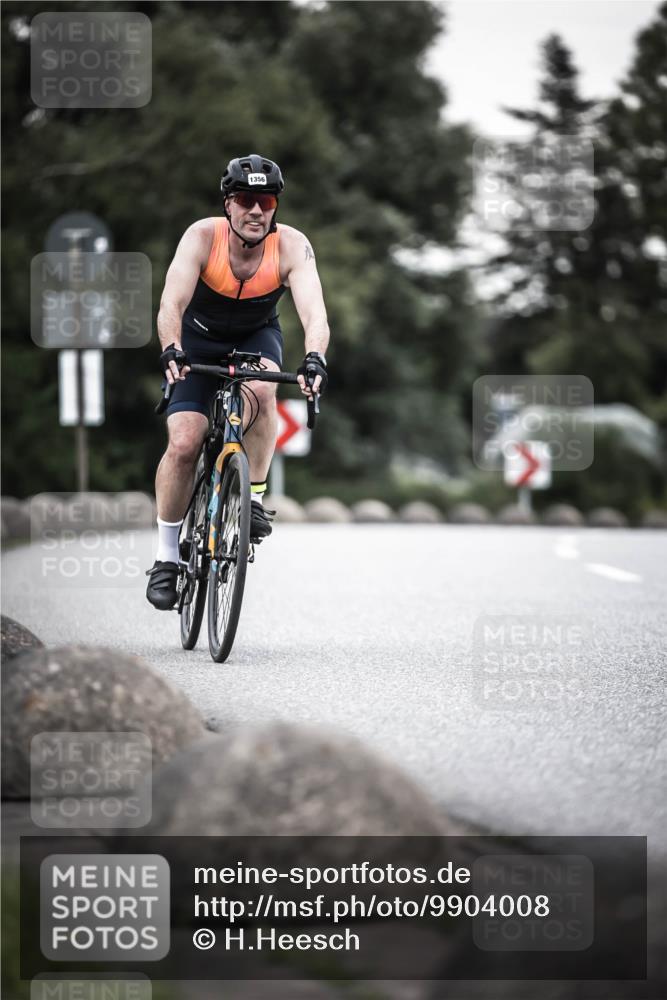 21.06.2026 - 29. Vierlanden-Triathlon H.Heesch http://msf.ph/oto/9904008 21.06.2026 10:19:21 Radfahren 171, 184, 242, 247, 1356 meine-sportfotos.de