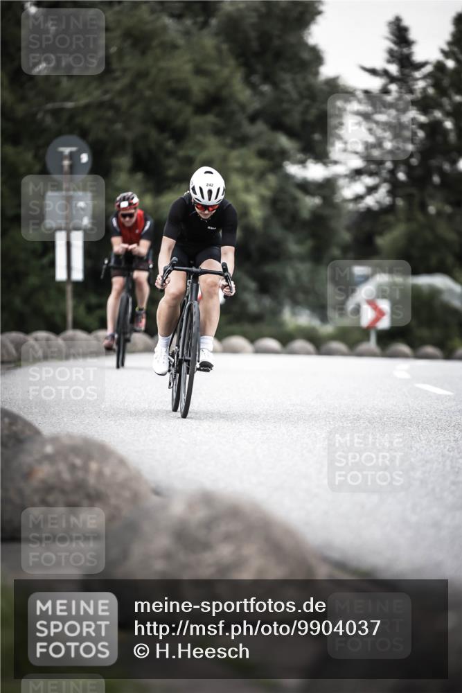 21.06.2026 - 29. Vierlanden-Triathlon H.Heesch http://msf.ph/oto/9904037 21.06.2026 10:19:26 Radfahren 171, 184, 242 meine-sportfotos.de