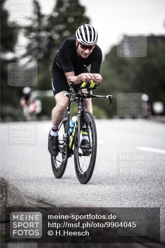 21.06.2026 - 29. Vierlanden-Triathlon H.Heesch http://msf.ph/oto/9904045 21.06.2026 10:18:09 Radfahren 191, 279, 439 meine-sportfotos.de