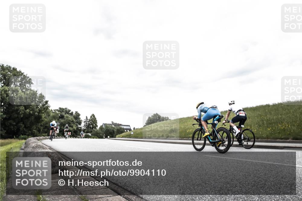 21.06.2026 - 29. Vierlanden-Triathlon H.Heesch http://msf.ph/oto/9904110 21.06.2026 10:24:31 Radfahren 84, 94, 169, 370, 552, 622 meine-sportfotos.de