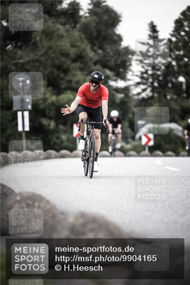 21.06.2026 - 29. Vierlanden-Triathlon H.Heesch http://msf.ph/oto/9904165 21.06.2026 10:18:31 Radfahren 87, 121, 393, 442, 446 meine-sportfotos.de