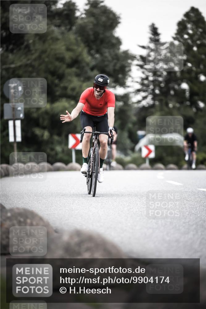 21.06.2026 - 29. Vierlanden-Triathlon H.Heesch http://msf.ph/oto/9904174 21.06.2026 10:18:31 Radfahren 87, 121, 393, 442, 446 meine-sportfotos.de