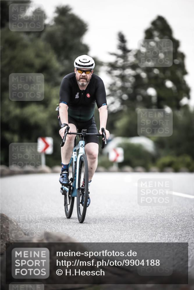 21.06.2026 - 29. Vierlanden-Triathlon H.Heesch http://msf.ph/oto/9904188 21.06.2026 10:19:38 Radfahren 403, 455 meine-sportfotos.de