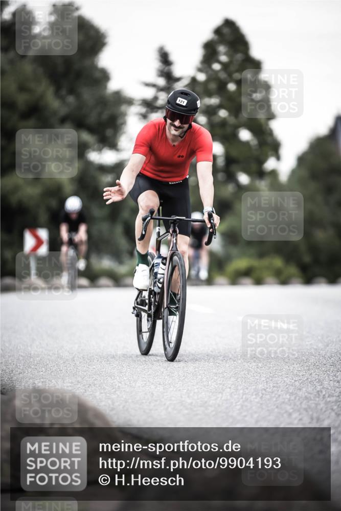21.06.2026 - 29. Vierlanden-Triathlon H.Heesch http://msf.ph/oto/9904193 21.06.2026 10:18:32 Radfahren 87, 121, 393, 442, 446 meine-sportfotos.de