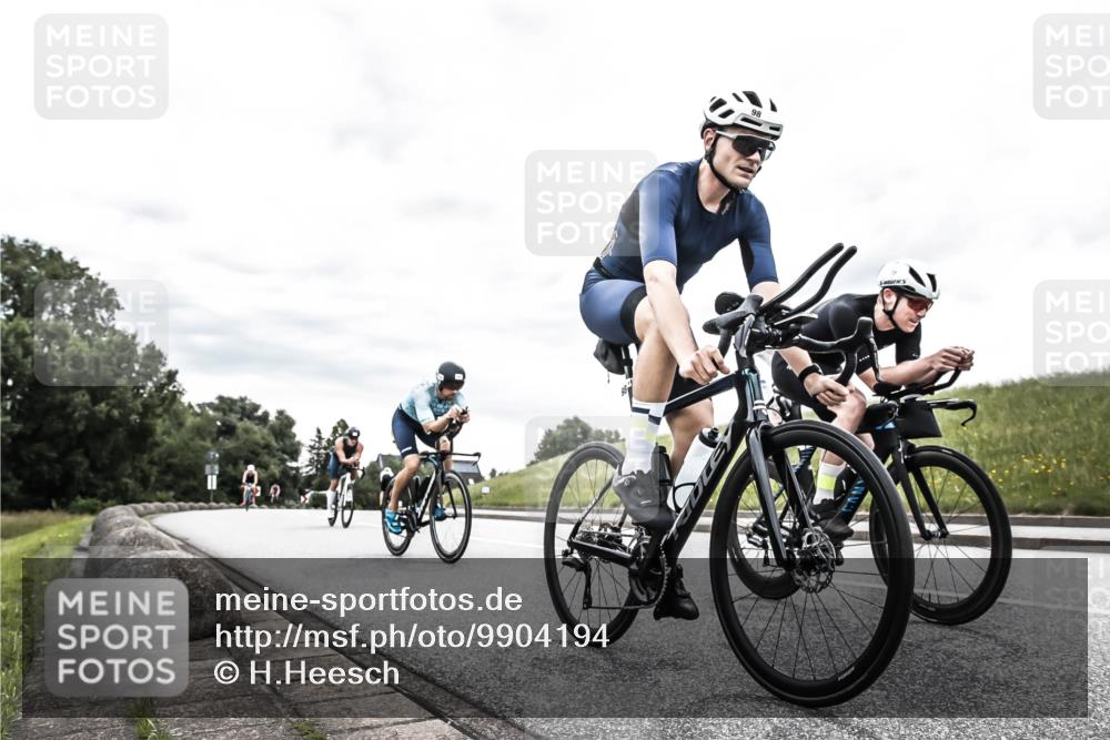 21.06.2026 - 29. Vierlanden-Triathlon H.Heesch http://msf.ph/oto/9904194 21.06.2026 10:25:16 Radfahren 76, 77, 98, 107, 506 meine-sportfotos.de