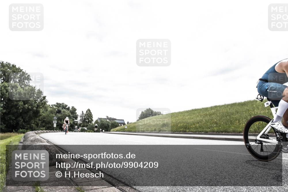 21.06.2026 - 29. Vierlanden-Triathlon H.Heesch http://msf.ph/oto/9904209 21.06.2026 10:25:17 Radfahren 76, 77, 98, 107, 506, 521 meine-sportfotos.de