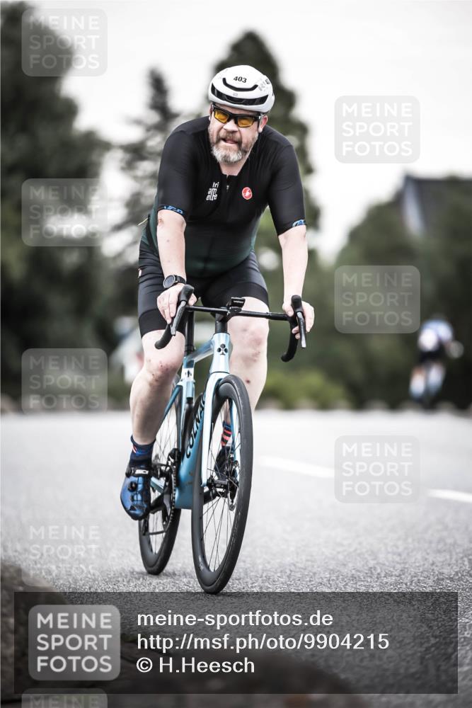 21.06.2026 - 29. Vierlanden-Triathlon H.Heesch http://msf.ph/oto/9904215 21.06.2026 10:19:39 Radfahren 403, 455 meine-sportfotos.de