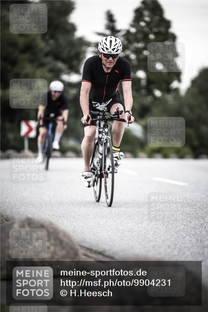 21.06.2026 - 29. Vierlanden-Triathlon H.Heesch http://msf.ph/oto/9904231 21.06.2026 10:18:36 Radfahren 442, 446 meine-sportfotos.de