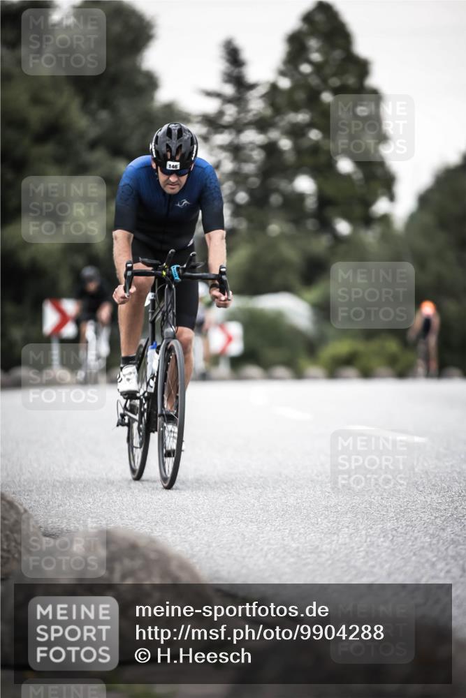 21.06.2026 - 29. Vierlanden-Triathlon H.Heesch http://msf.ph/oto/9904288 21.06.2026 10:19:53 Radfahren 18, 21, 69, 79, 146, 163, 268, 400 meine-sportfotos.de