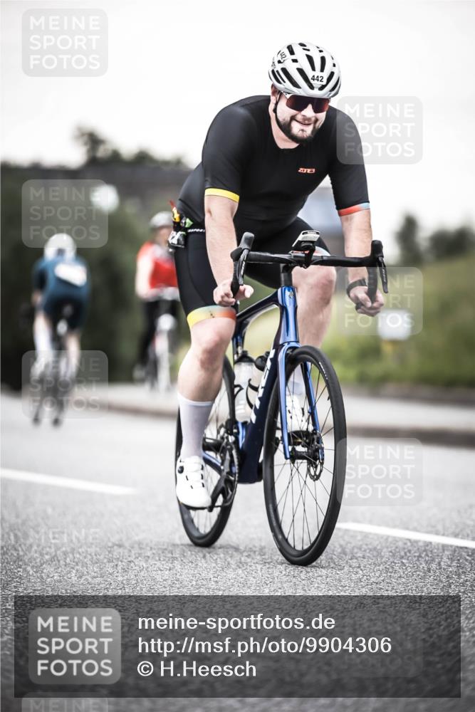 21.06.2026 - 29. Vierlanden-Triathlon H.Heesch http://msf.ph/oto/9904306 21.06.2026 10:18:38 Radfahren 148, 442, 446 meine-sportfotos.de
